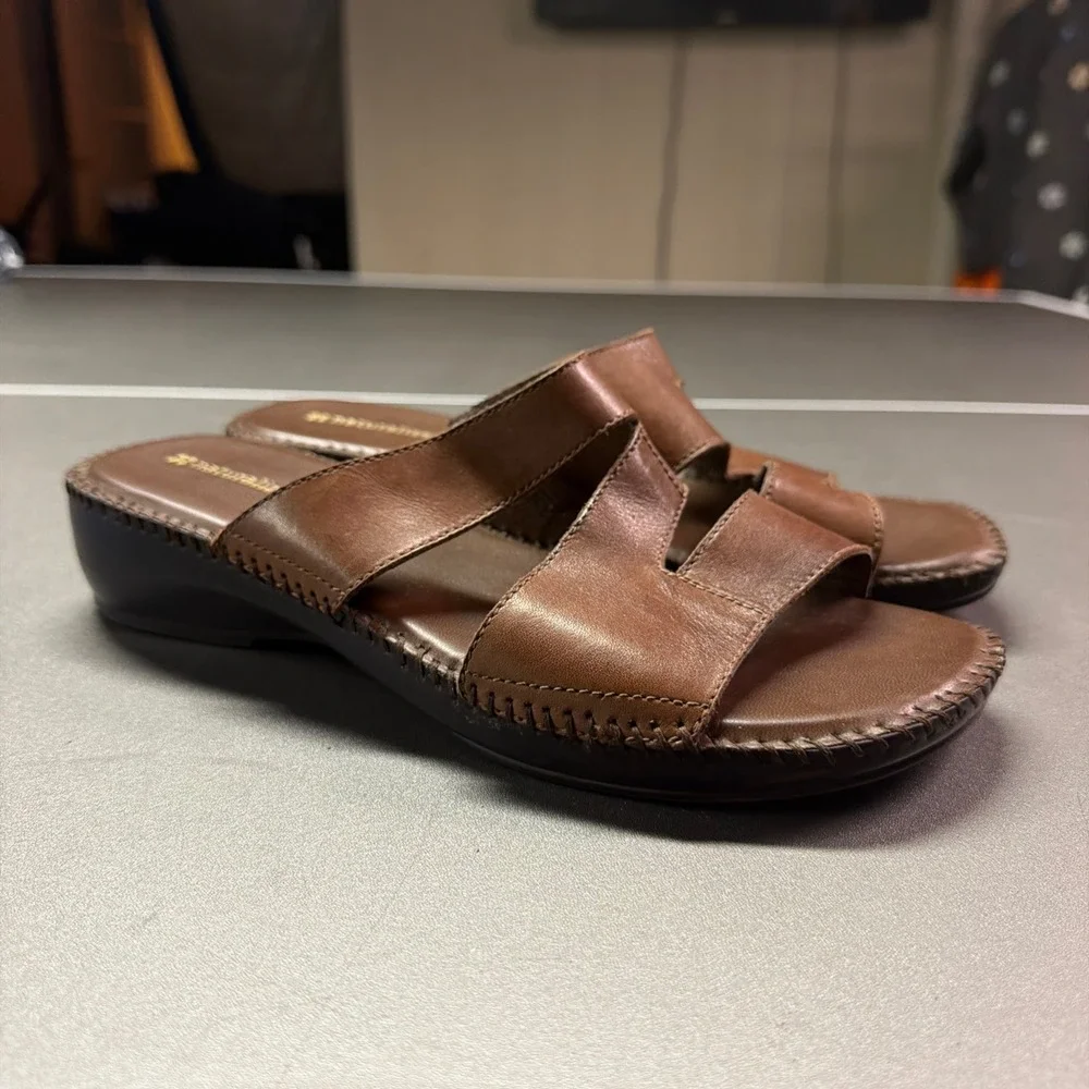Naturalizer Women's Brown Leather Slide Sandals Wedge Comfort Size 9M